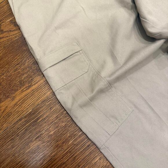 (33) Dickies Cargo Pants – Khaki - Picture 2 of 6